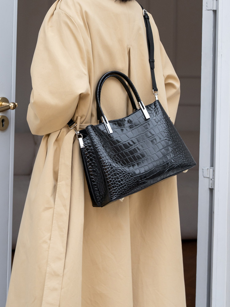 Aidrani – damska torba typu to – Leatherwork Designs recenzja i cena